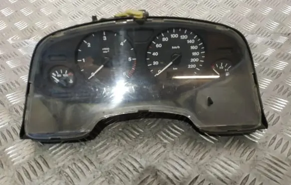 Opel Zafira A Speedometer (instrument cluster) 24419560HT 110080069002