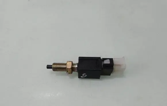 Mitsubishi Grandis Clutch pedal sensor 