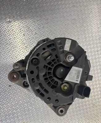 Volkswagen Golf V Generator/alternator 06F903023F