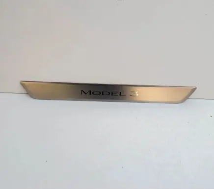 Tesla Model 3 Front sill trim cover 150476300A