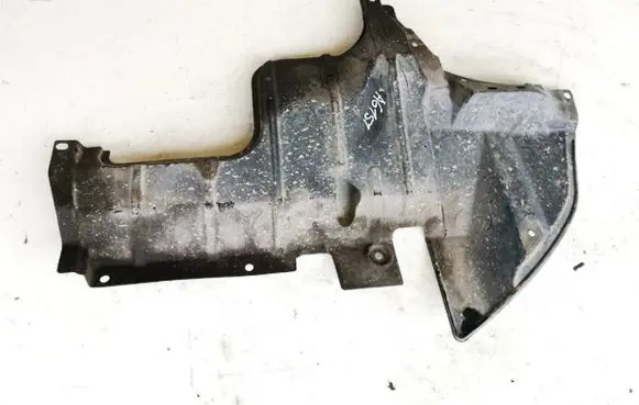 Mitsubishi Outlander Engine splash shield/under tray mr974873