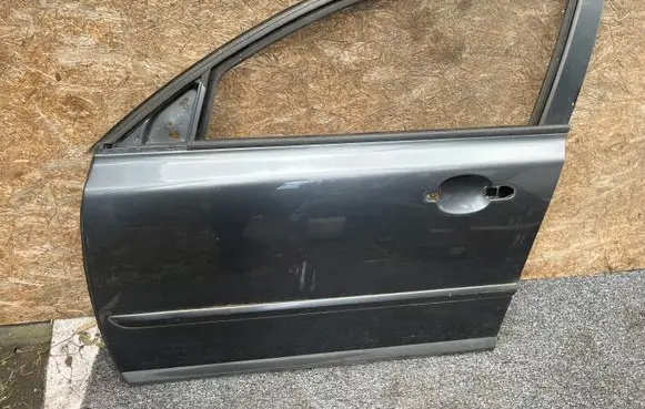 Volvo S40 Front door