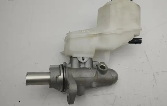 Audi A3 8Y Master brake cylinder 02048644P9