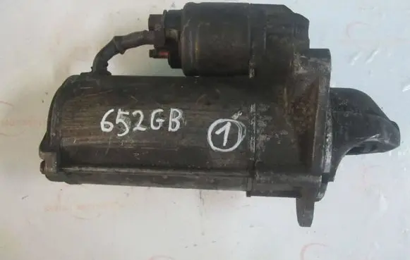 Chevrolet Orlando Starter motor 25183761 1196601