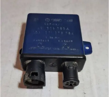 Audi 80 90 B2 Combustion control unit/module 431906083A 371279784
