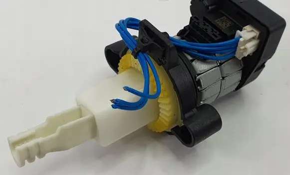 Mercedes-Benz E C207 W207 Headlight level adjustment motor 6NM00971500