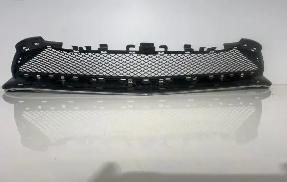 Mercedes-Benz E C207 W207 Front bumper lower grill A2078851923