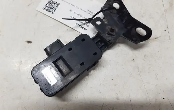 Jaguar XF X250 Air quality sensor 0136500010