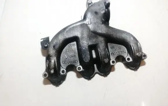 Volkswagen Golf V Intake manifold 03G129713K