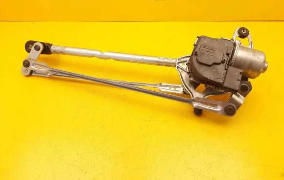 Ford Focus Front wiper linkage and motor JX7B17504AD