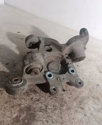 Volvo V70 Rear wheel hub 9200623