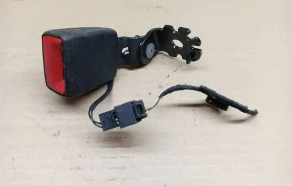 Audi A4 S4 B9 Rear seatbelt buckle 8W0857740D 34211421