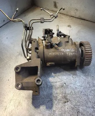 Ford Mondeo MK I Fuel injection high pressure pump F18INA0I 196900DGF 8443B42200