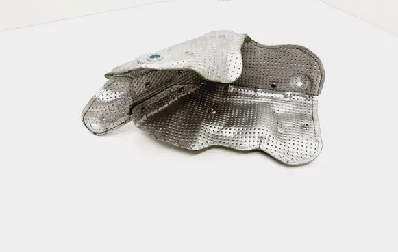 Volvo XC60 Heat shield in engine bay 30757296
