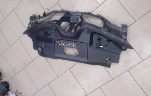 Renault Scenic IV - Grand scenic IV Front bumper upper radiator grill 620368408R