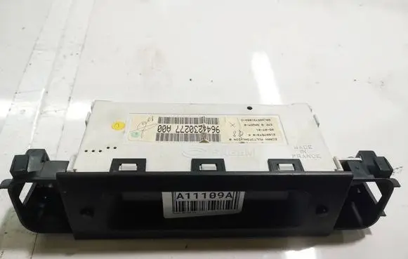 Peugeot 406 Screen/display/small screen 9644230277