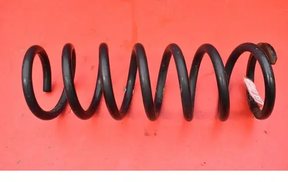 Lexus IS 220D-250-350 Rear coil spring