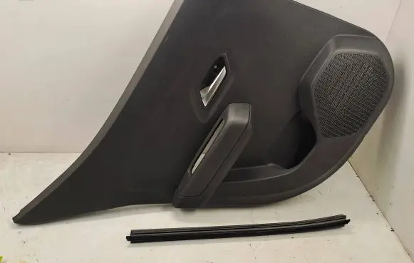 Dacia Sandero III Rear door card panel trim 829A10401R 008391G01 008391C01