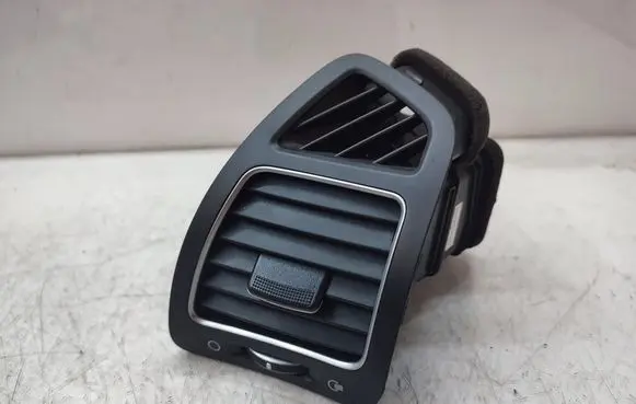 KIA Sorento Dashboard air vent grill cover trim 2P97480105