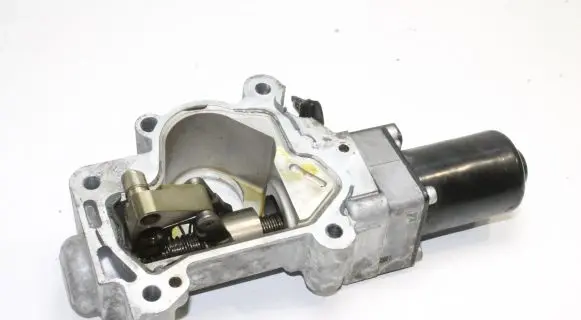 Nissan 370Z Other engine bay part C13P7200003