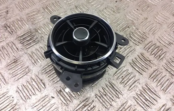 Toyota Auris E180 Dashboard side air vent grill/cover trim 55568-62280