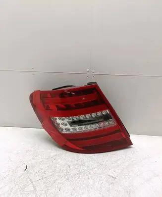 Rear/tail lights