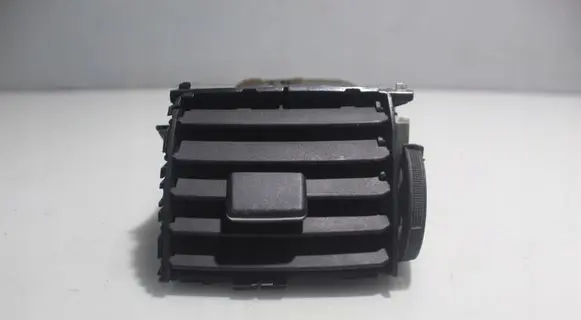 Toyota Auris 150 Dashboard air vent grill cover trim 