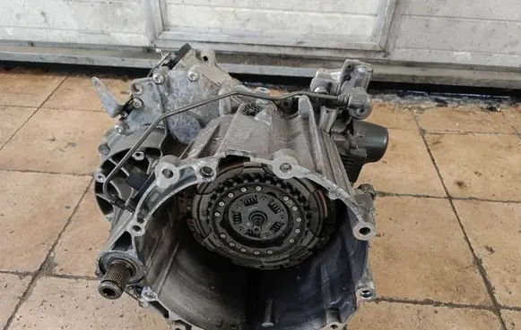 Volkswagen Jetta VI Automatic gearbox PMY 0CG301107A 0C6301107A
