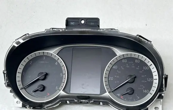 Nissan Navara D23 Speedometer (instrument cluster) 5JD42B 161121 TYPE962D