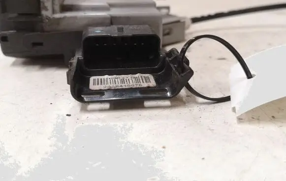 Peugeot 308 Rear door lock 567164 A01521