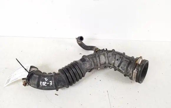 Nissan NV200 Air intake duct part 8200500383