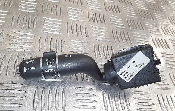 Jaguar XJ X351 Light switch 8w8313335 44702002