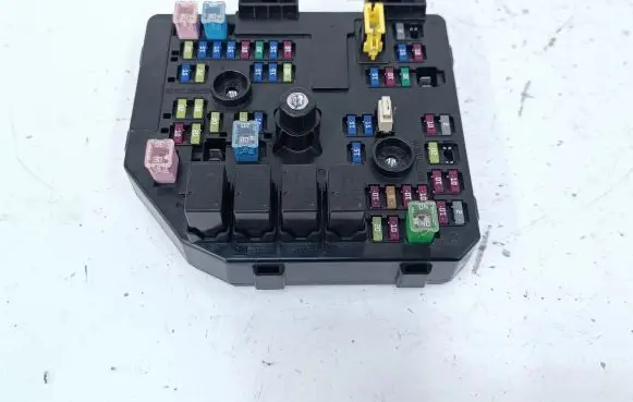 Opel Antara Fuse module 95142064