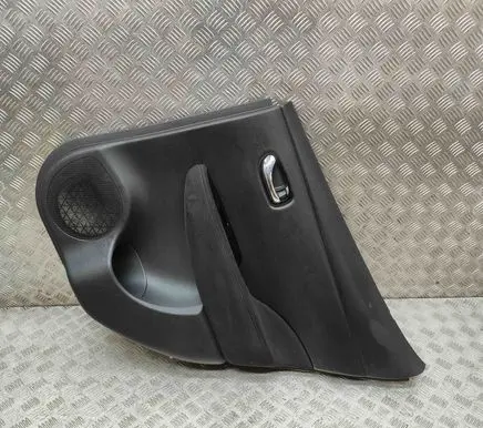 Nissan Leaf I (ZE0) Rear door card panel trim 829223NL0A