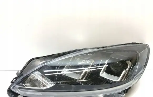 Ford Kuga II Headlight/headlamp