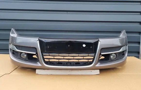 Renault Laguna III Front bumper 620102560R