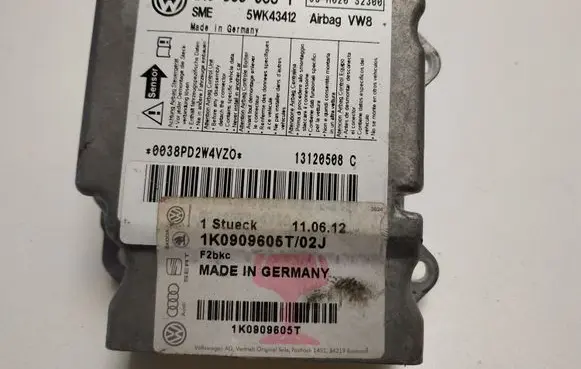 Volkswagen Golf V Airbag control unit/module 1K0909605T