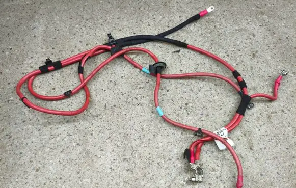 Mercedes-Benz GL X166 Positive cable (battery) A1664409607