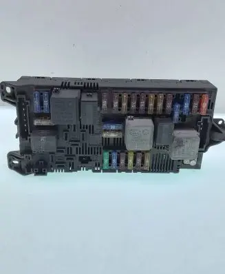 Mercedes-Benz E W211 Fuse module 2115453801