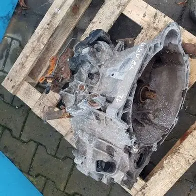 Hyundai i20 (PB PBT) Manual 5 speed gearbox T8M5B