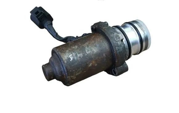 Volvo XC70 Rear gearbox reducer/haldex oil pump 11304840101 111784
