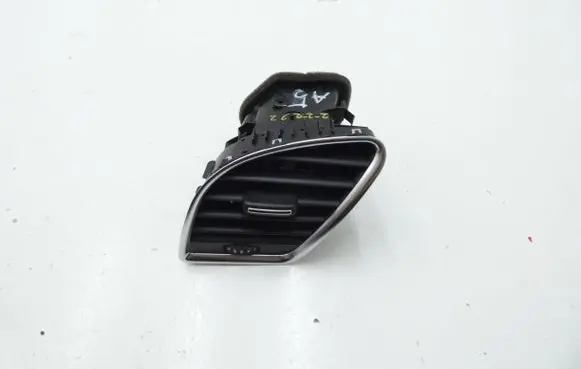 Audi A5 8T 8F Dashboard side air vent grill/cover trim 8T2820901C