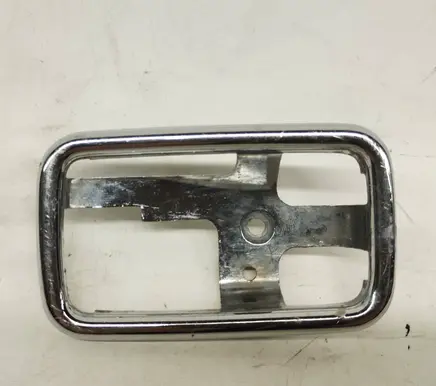 Mercedes-Benz W123 Front door handle cover 1087660511 A1087660511