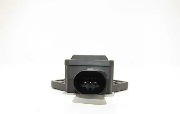 Volkswagen PASSAT B5.5 Sensor 8E0907637A