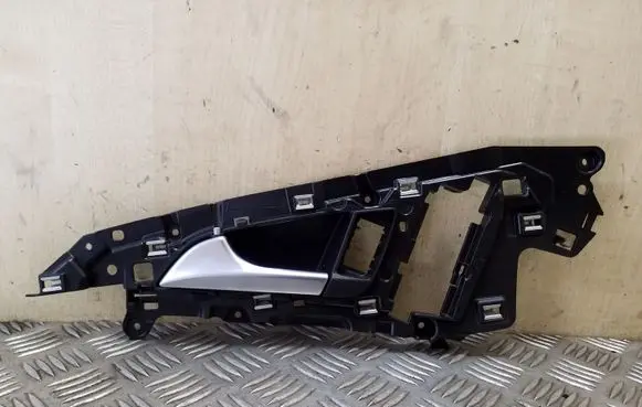Audi A6 C7 Front door interior handle 4G0837019A