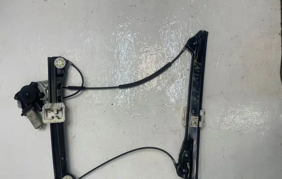 Mini Cooper Countryman R60 Rear door window regulator with motor
