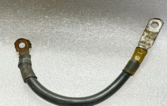 Volkswagen PASSAT B6 Negative earth cable (battery) 1K0971250L