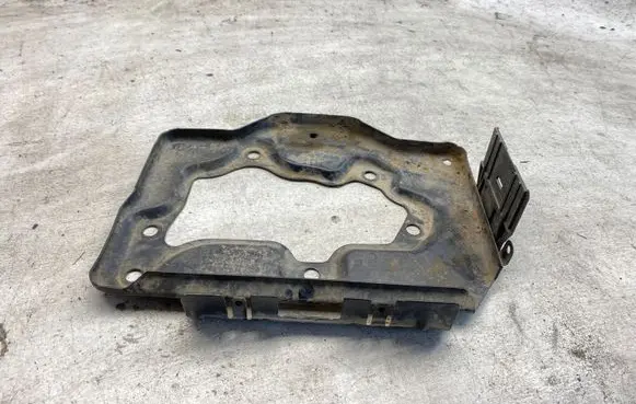 Battery tray