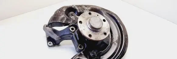 Volkswagen PASSAT B6 Rear wheel hub spindle/knuckle 5N0615612