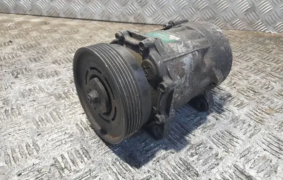 Volkswagen Golf IV Air conditioning (A/C) compressor (pump) 1J0820803F 5272606045